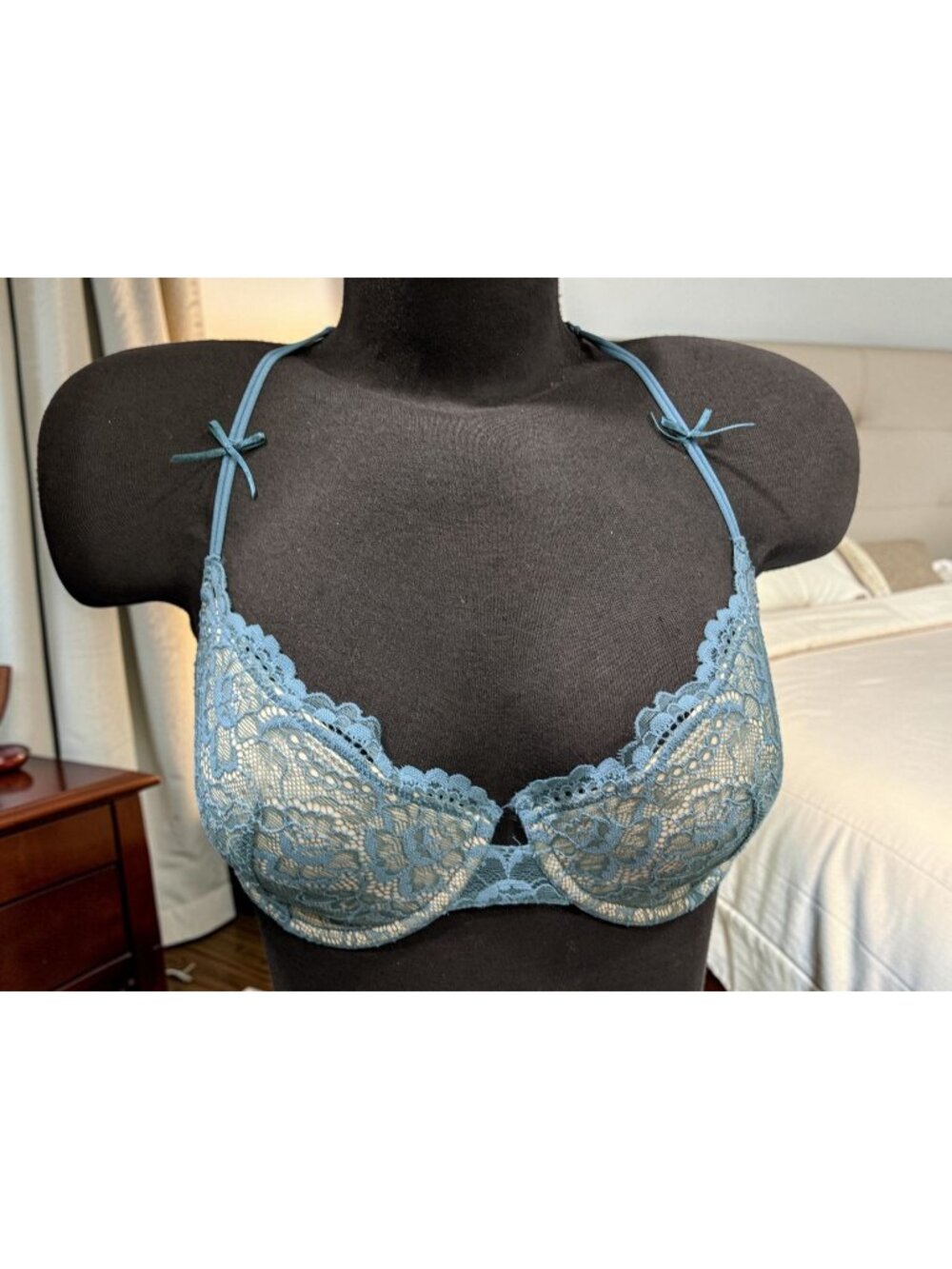 Samantha Chang Underwire Blue/Biege Lace Racerback Bralette Size 34D  New No Tag